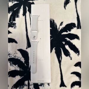 Apple White Watch Band 44mm